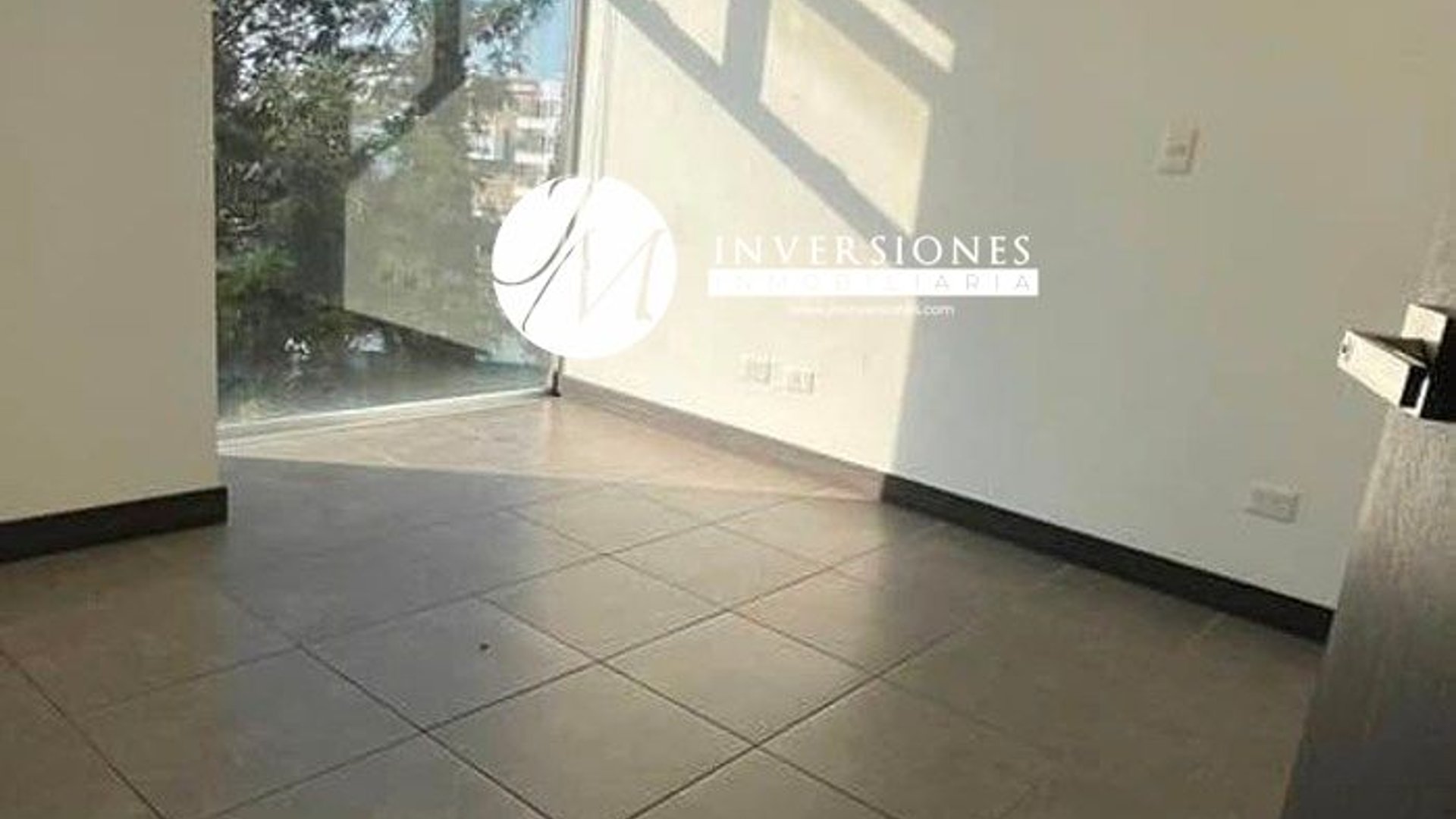 Rento Apartamento en Zona 15 Vh1 - Miniatura 4