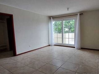 Casa en venta, en Fraijanes - 2