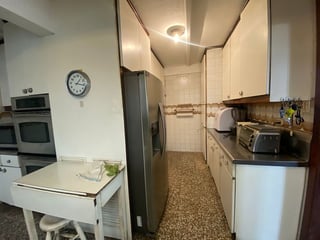 Casa en Venta – Sector La Villa, Zona 14 - Image 13