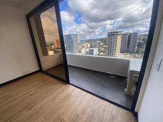 Apartamento en alquiler de 3 habitaciones nivel alto zona 15 Ref-5441 - 4