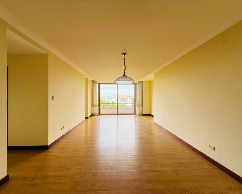 ALQUILER DE CÉNTRICO APARTAMENTO - JARDINES DEL ACUEDUCTO, ZONA 10