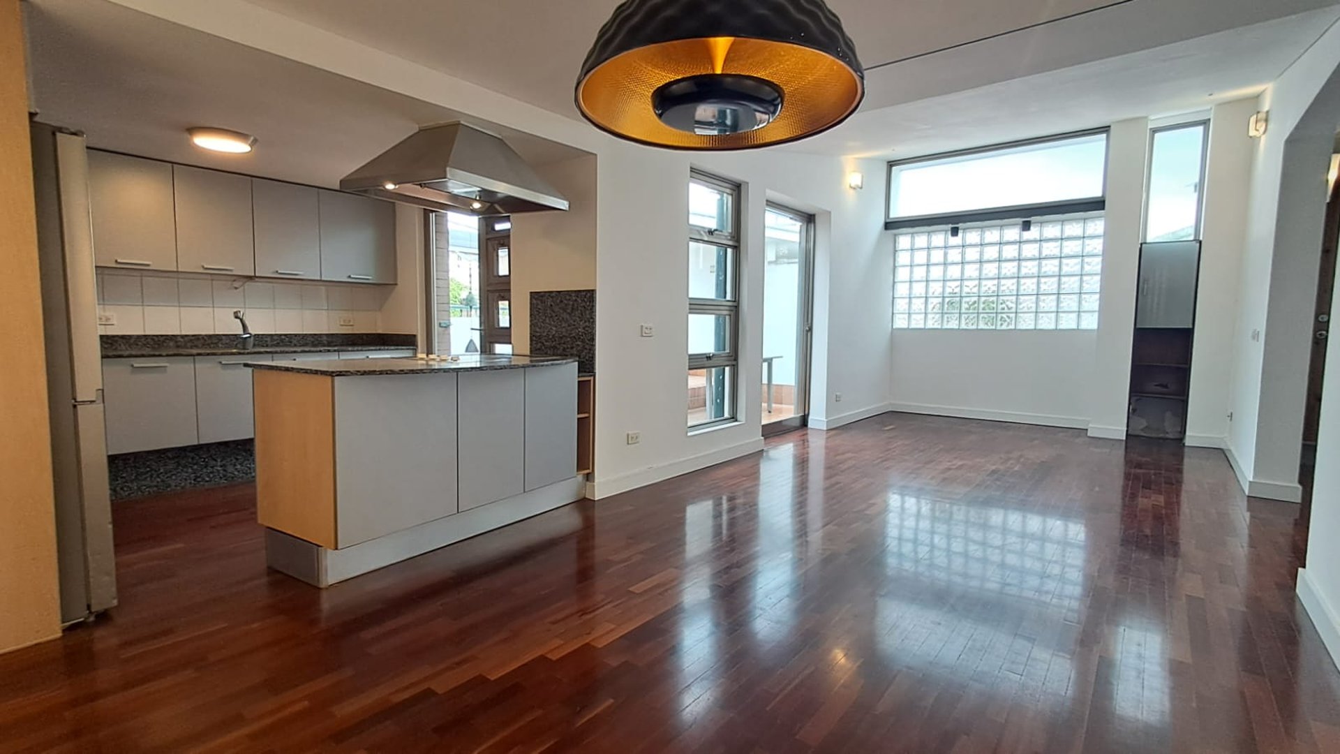📍 APARTAMENTO EN RENTA – EDIFICIO EN COLONIA OAKLAND | ZONA 10