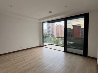 Apartamento en renta Ferré Diez zona 10 - 2