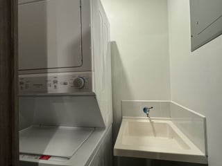 IRANTU / Proyecto de Apartamentos en zona 10 - Image 32