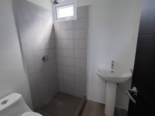 Casa Nueva en Renta km 16 Los Eucaliptos CAES - Image 18
