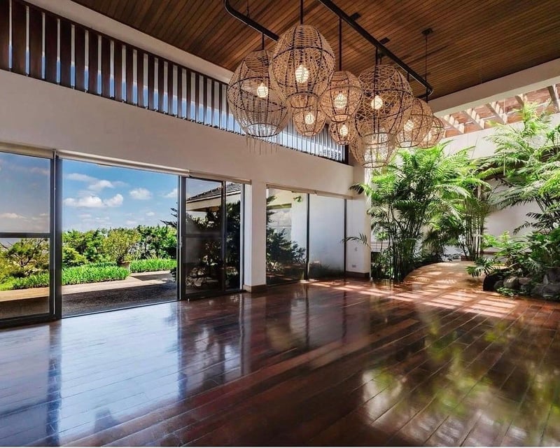 Preciosa Residencia en Venta en montebello km 10.5 caes