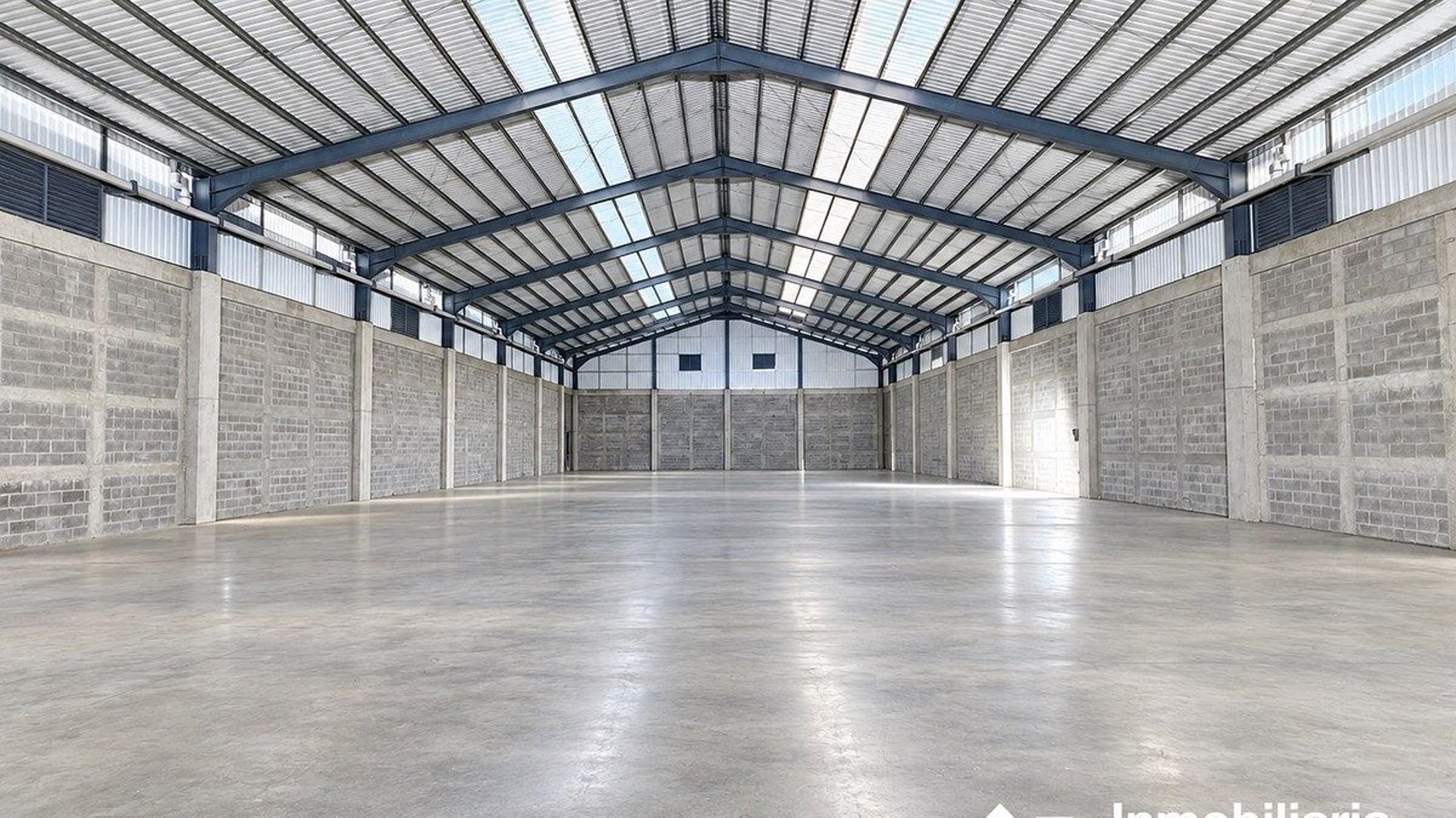 Amplia bodega en renta en Zacapa