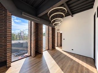 OFICINA EN VENTA | EXCLUSIVO EDIFICIO EN ZONA 15 - 2