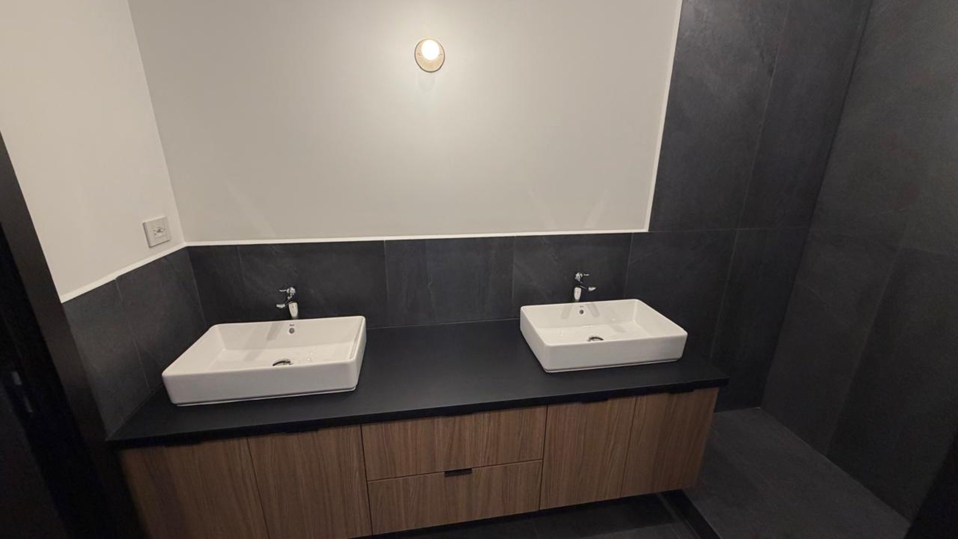 ALQUILER DE HERMOSO APARTAMENTO - NOGALES CAYALÁ, ZONA 16 - Miniatura 8