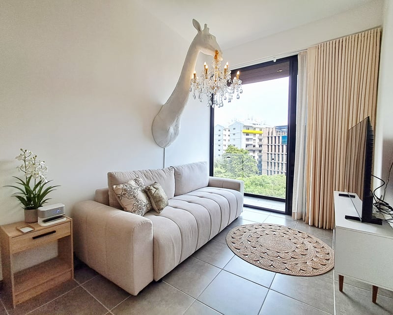 APARTAMENTO AMUEBLADO EDIFICIO QUINCE ESQUINA 69.8 MTS2, 2 DORMITORIOS, ZONA 15
