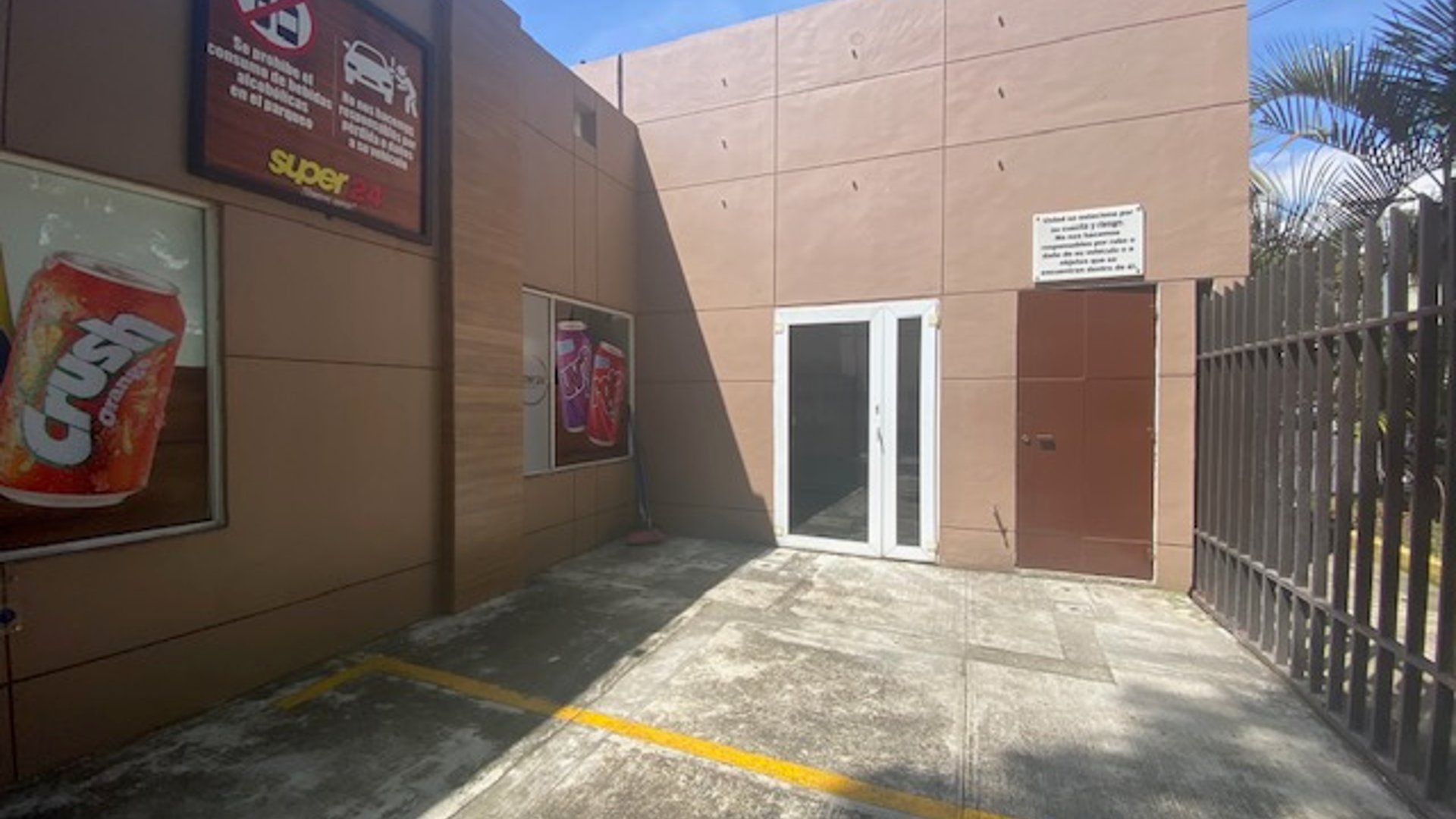 Locales a una cuadra de Las Americas en alquiler, zona 13