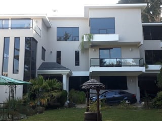 Casa en VENTA en Residencial San Antonio Carretera a El Salvador - Image 1