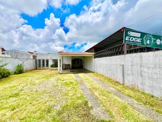 Propiedad con 2 Casas Venta Carretera a San Jose Pinula - 3