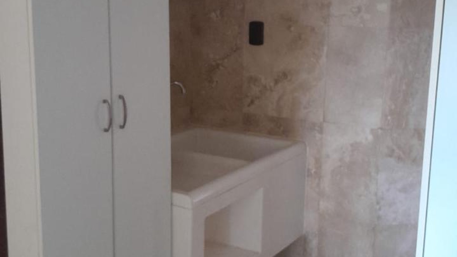 Apartamento en renta en Edificio el Parque VH 1, zona 15 - Miniatura 16