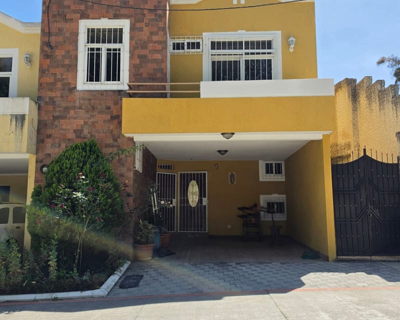 Casa en renta Entre Encinos, km 25.5 Carretera interamericana a San Lucas Sacate