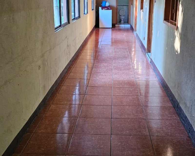 Amplia Casa en Venta o Renta en Colmenas Villas Canales - Miniatura 10