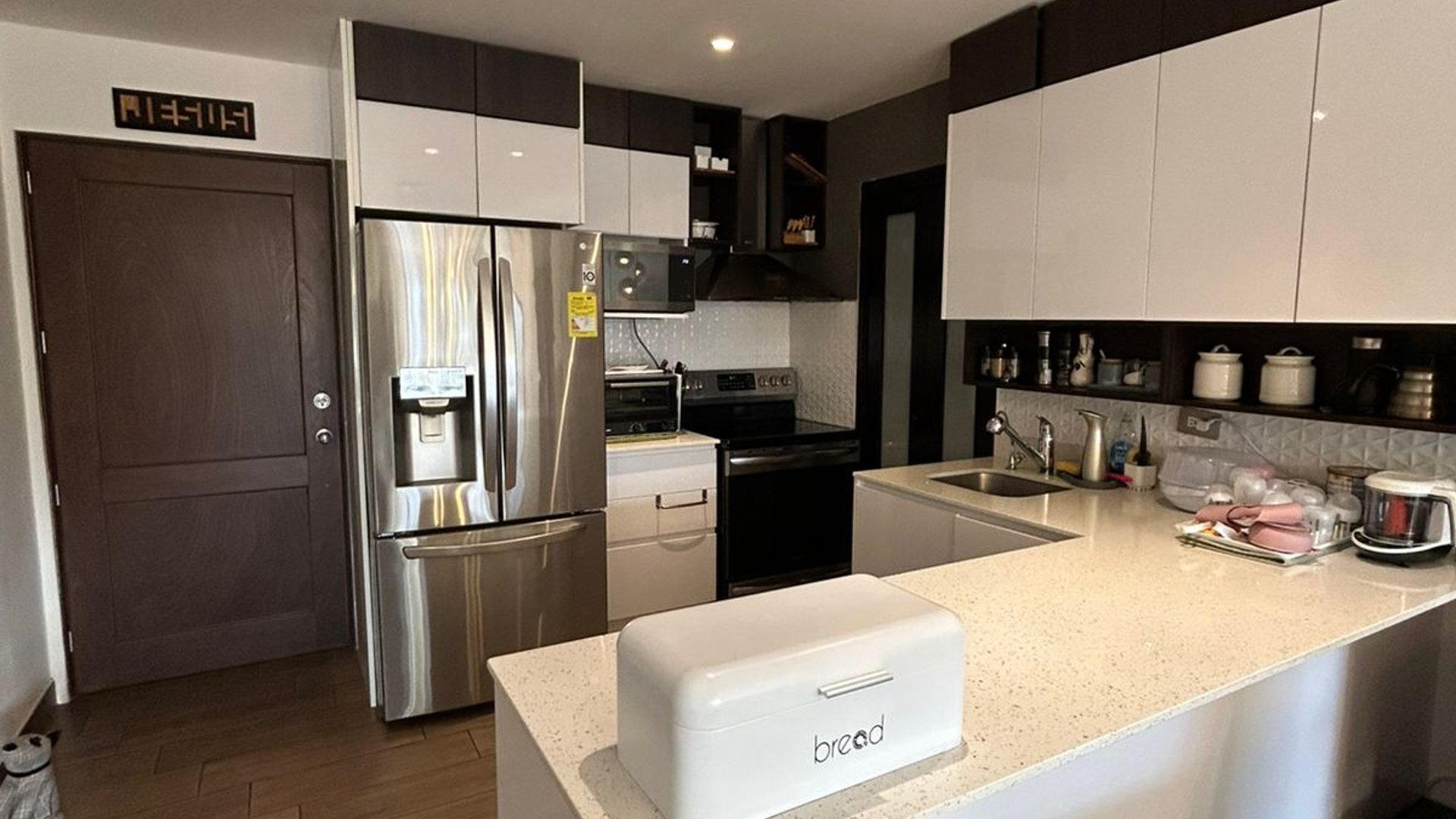 Apartamento amplio en venta - 3 habitaciones en zona 11 Ref-5832