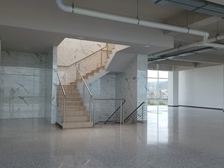 EDIFICIO EN RENTA EN ZONA 10 - Image 10