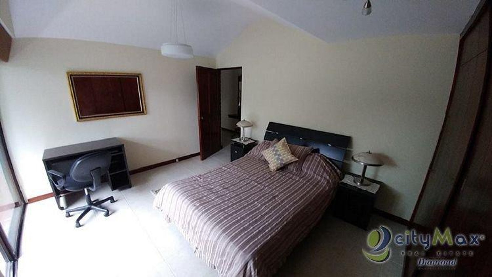 VENDE - RENTA APARTAMENTO AMUEBLADO EN Z.14 - Miniatura 4
