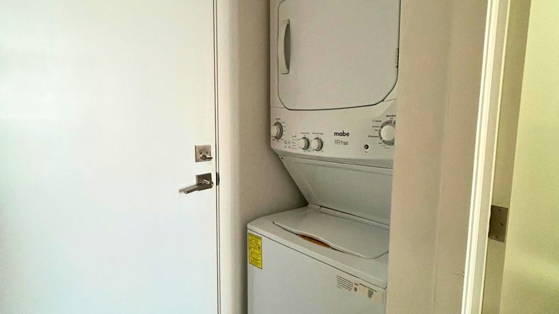 APARTAMENTO ESTUDIO EN VENTA EQUIPADO 1 HABITACIÓN, NARAMA ZONA 13 - Miniatura 7