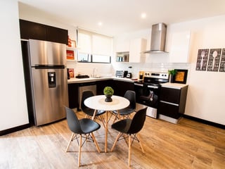 Apartamento Amueblado en Venta Edificio Enalto  Z. 16 - 4