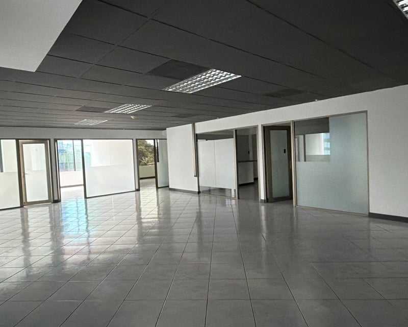 Oficina en Alquiler / Venta Edificio Europlaza, zona 14