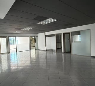 Oficina en Alquiler / Venta Edificio Europlaza, zona 14