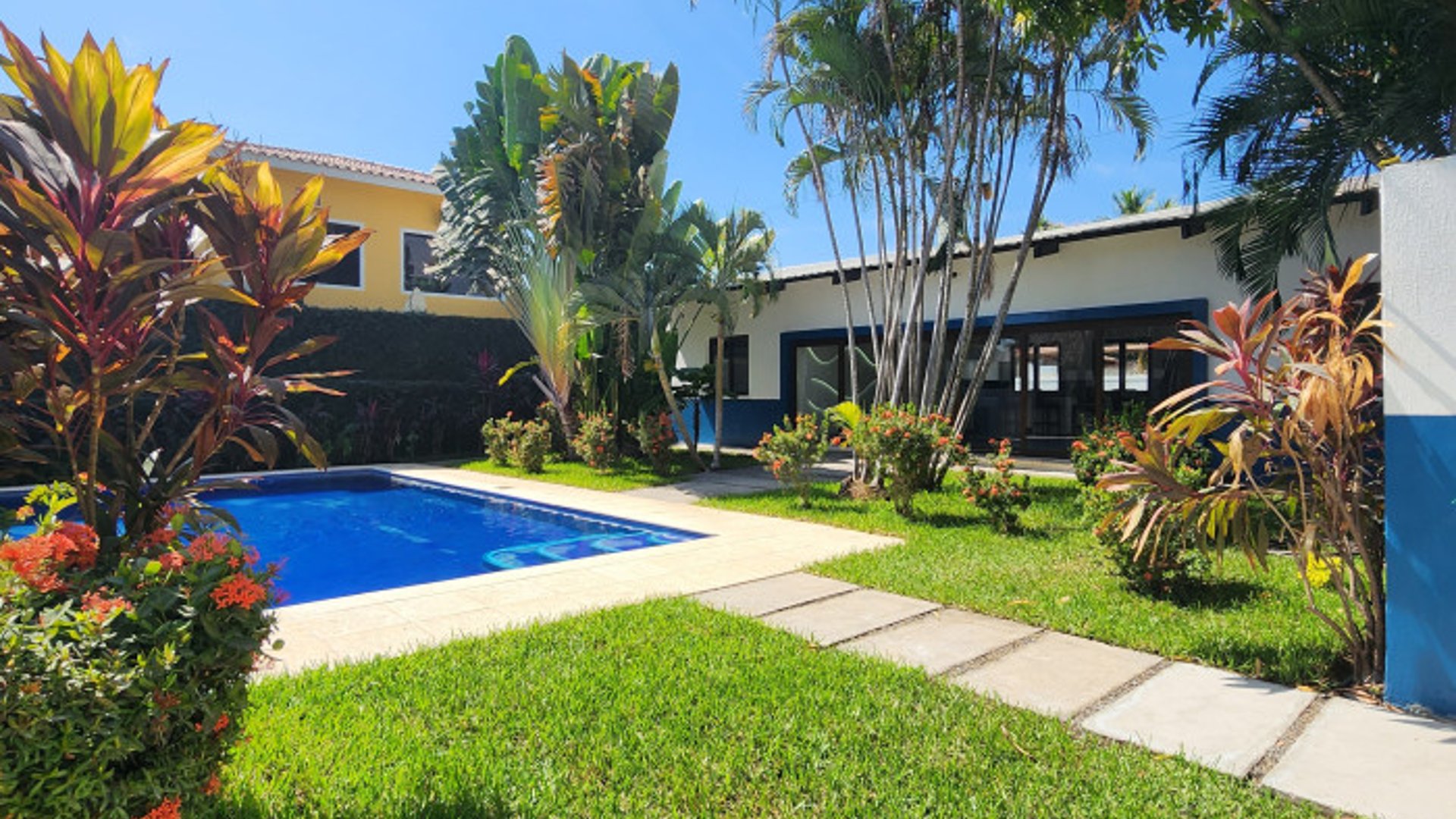 En Venta casa en Likin Puerto Quetzal - Miniatura 16