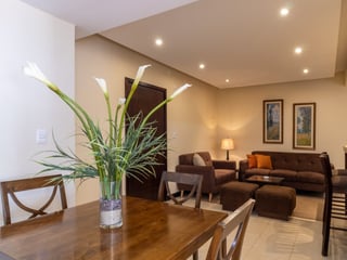 En Alquiler Apartamento amueblado en Zona 14 - 3