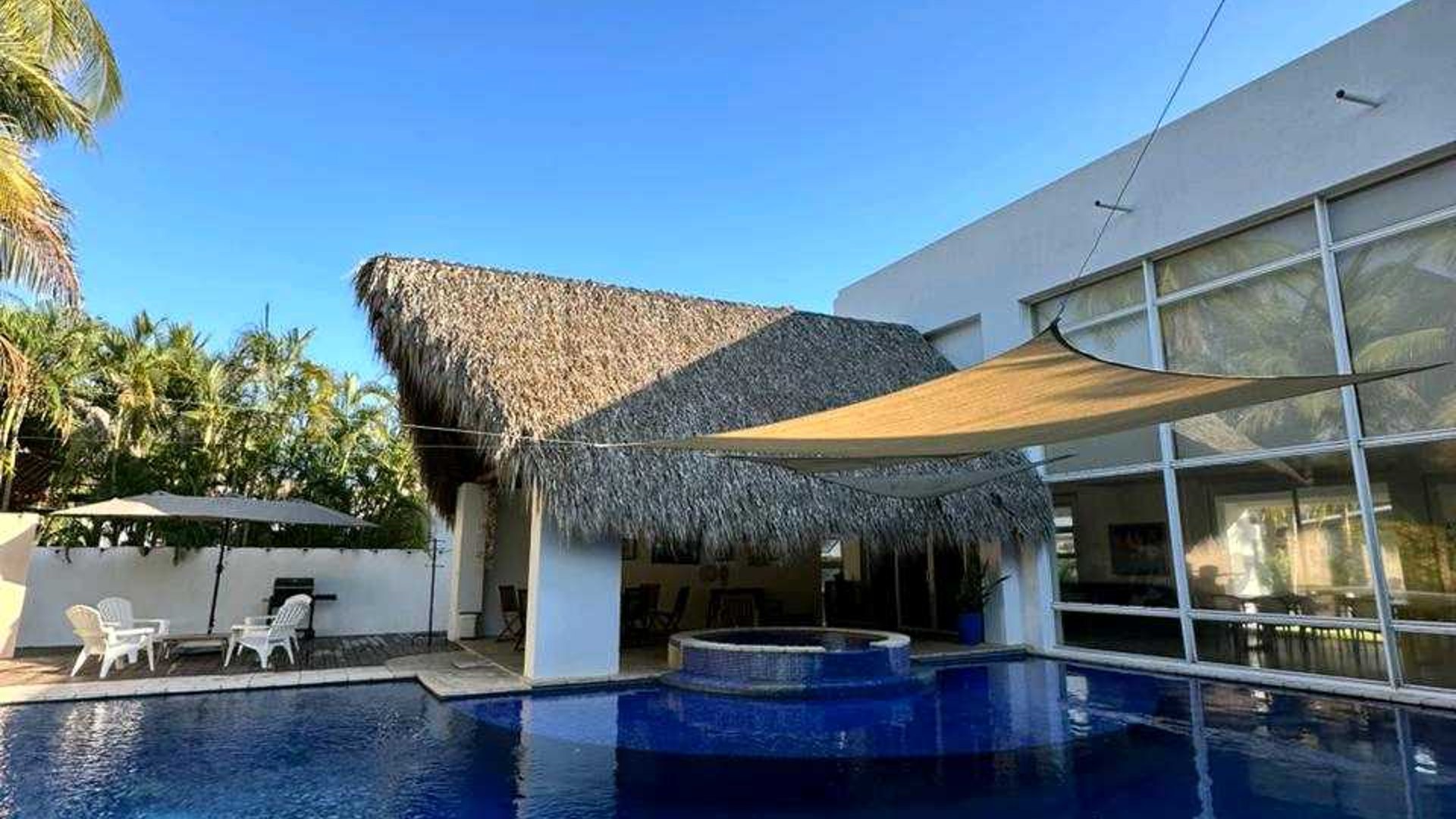 SEA SIDE CASA EN VENTA - Image 1