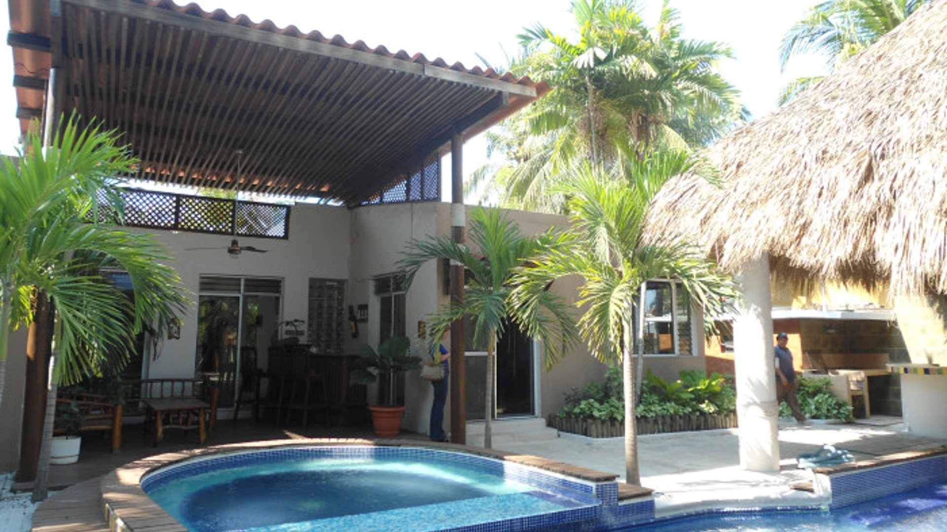 Linda Casa amueblada en Venta en San Marino!!!