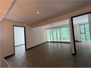 Vendo Apartamento en Edificio Nueva Caledonia zona 16 - 5