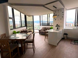 APARTAMENTO AMUEBLADO EN ALQUILER 📍 Edificio Diagoseis, Zona 10 - 2