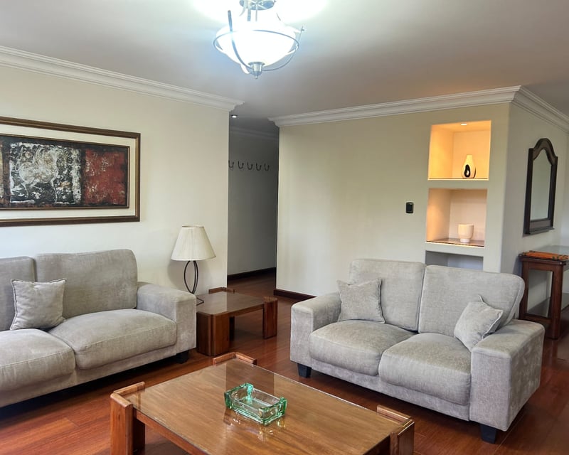 Apartamento Amueblado en Renta, Zona 14 Edificio Marqués del Valle