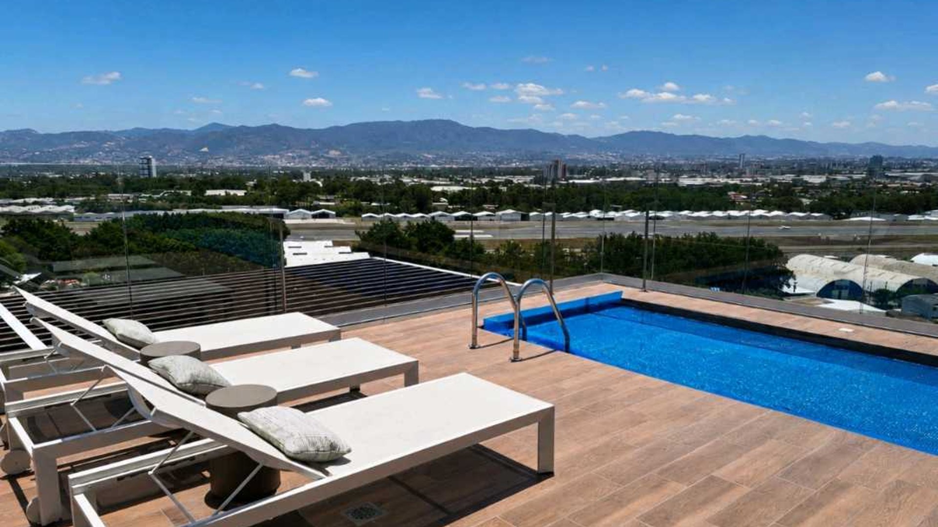 APARTAMENTO EN VENTA???? Edificio Abitare Americas, Zona 13 - Image 1