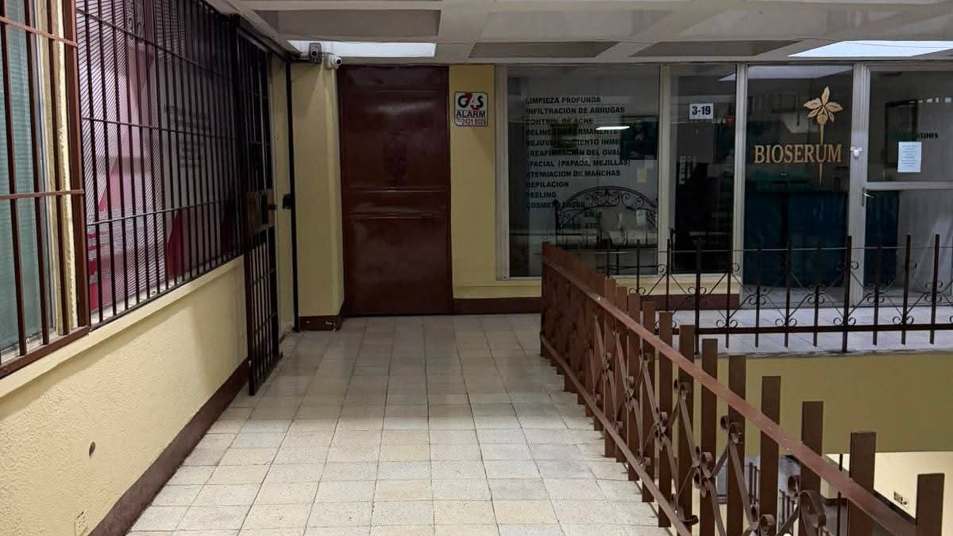 OFICINA EN ALQUILER  - Edificio El Centro, Zona 1 - Miniatura 8