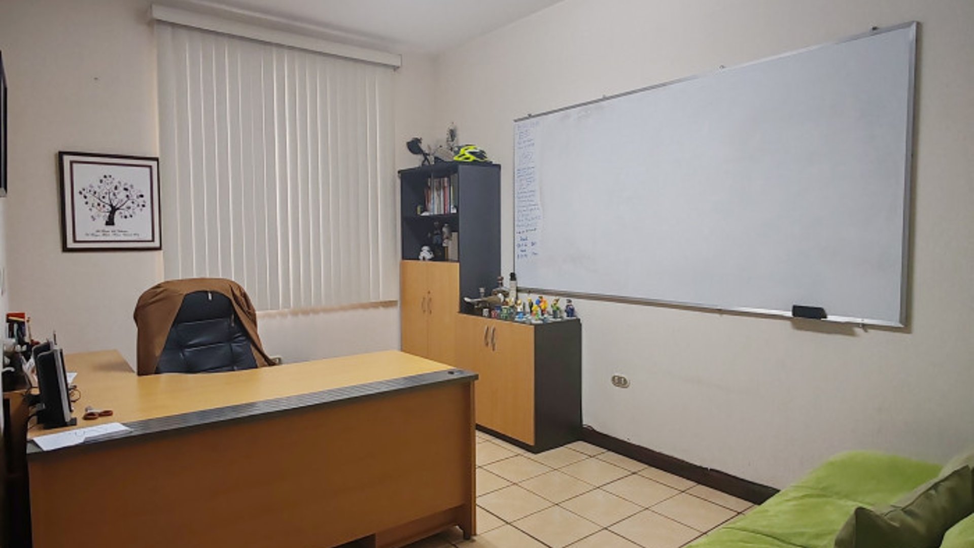 Casa en renta para oficinas en zona 15 el maestro 2 - Miniatura 12