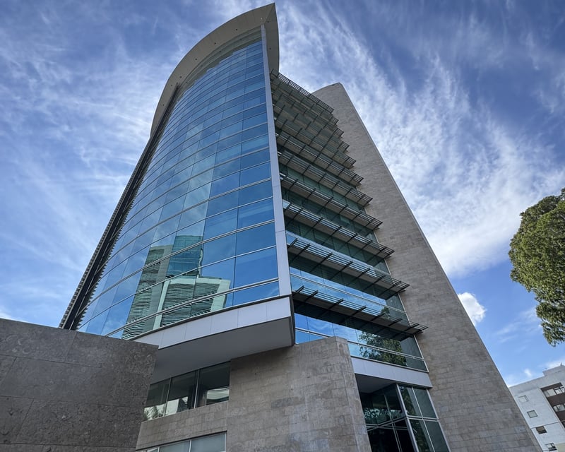 Oficina en venta Zona 15 Edificio Avante