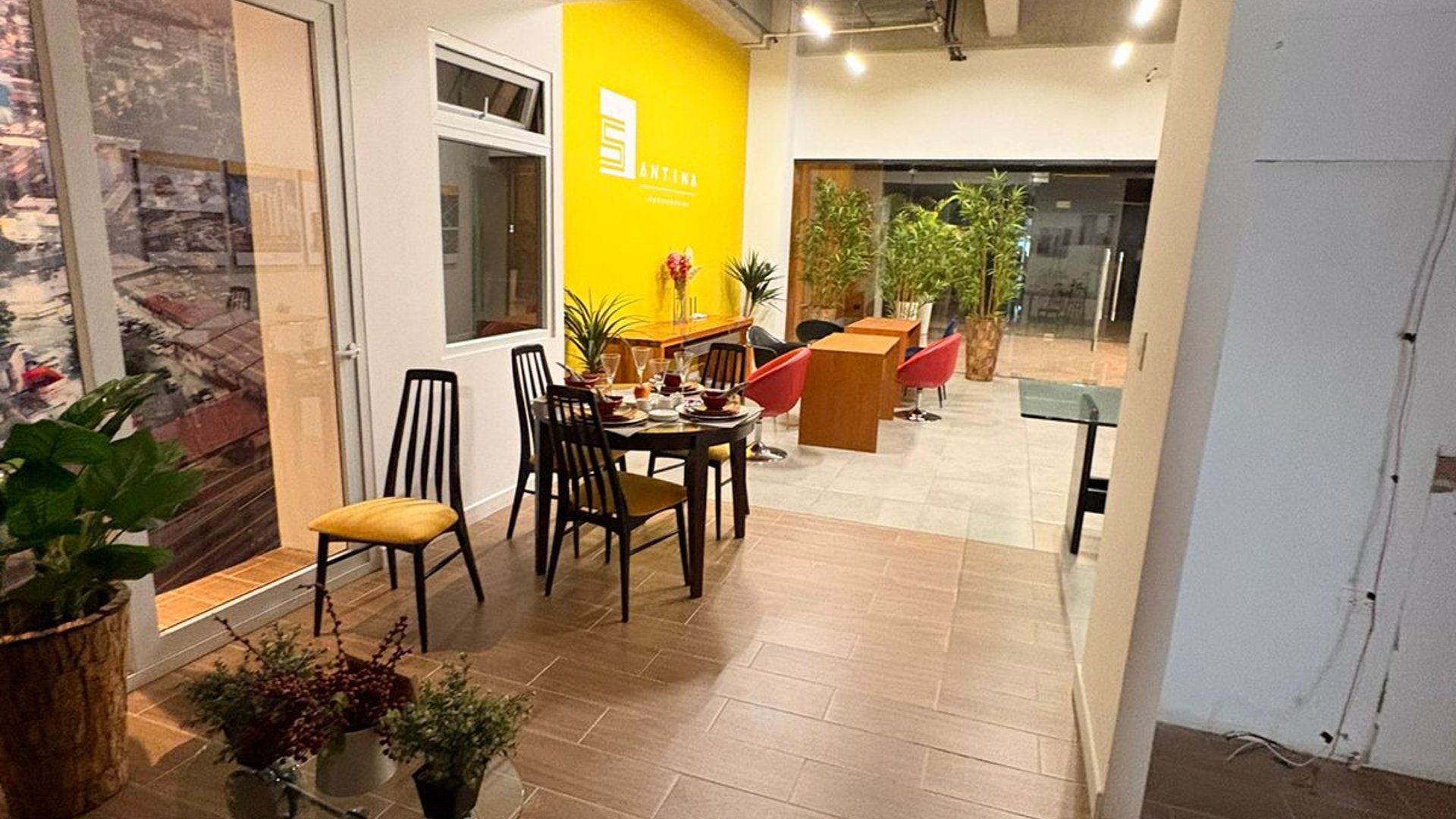 Alquilo local comercial en zona 9 