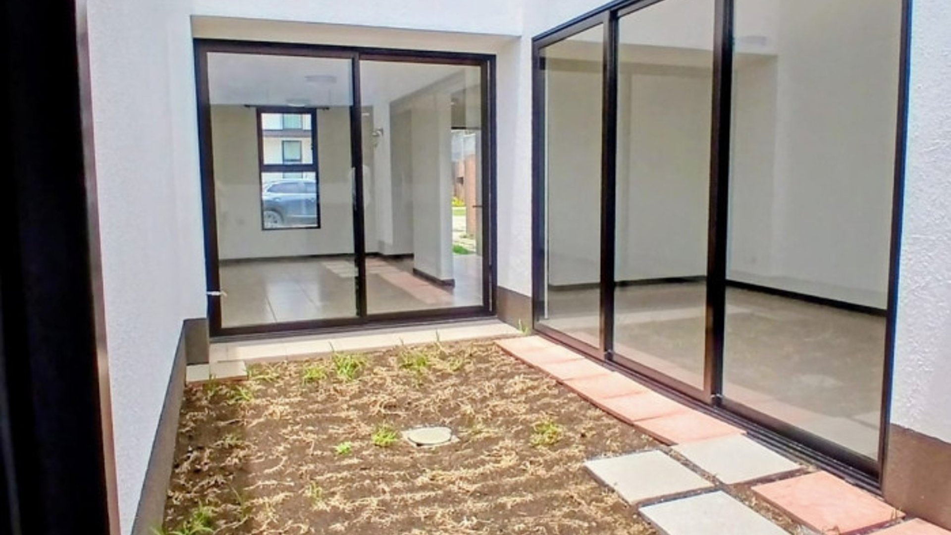 En renta Casa nueva  Senderos del Comendador 2 - Miniatura 5