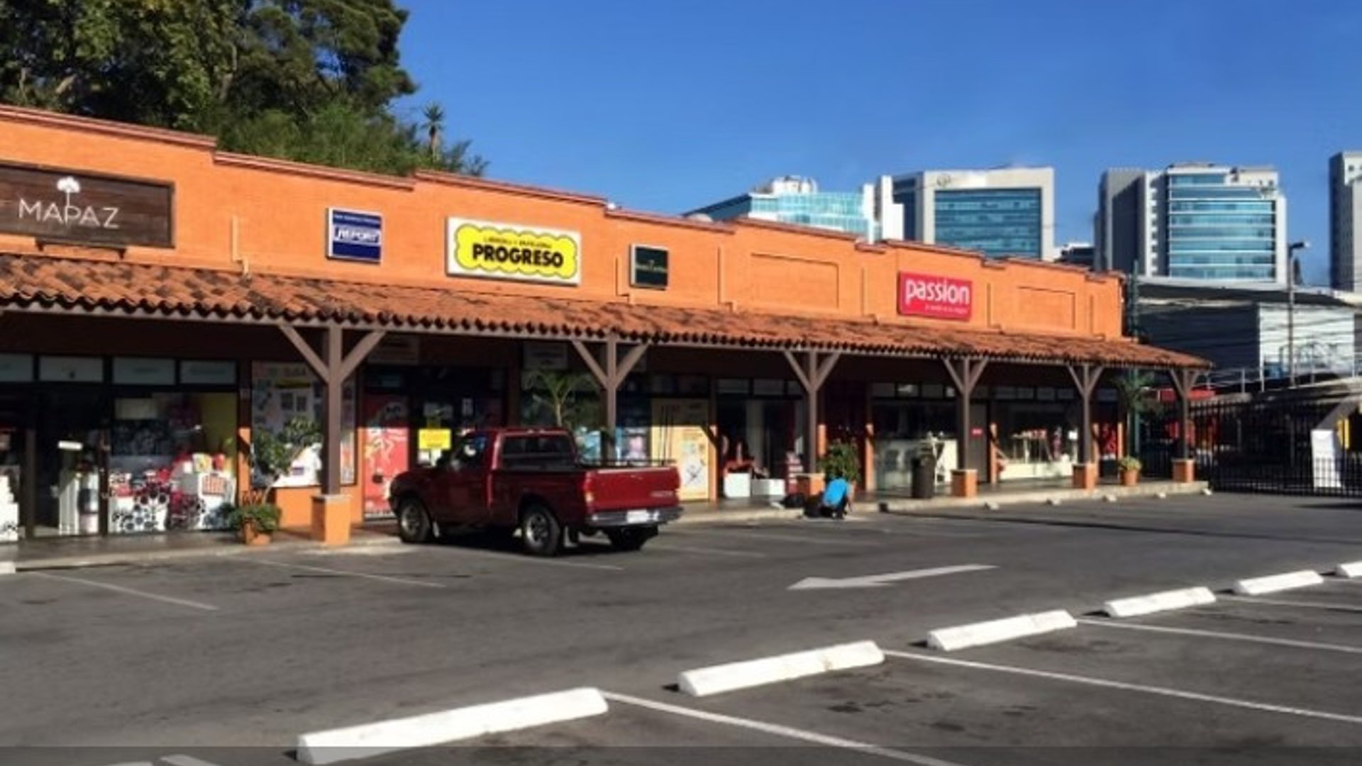 Local Comercial en Renta en Centro Comercial La Plaza