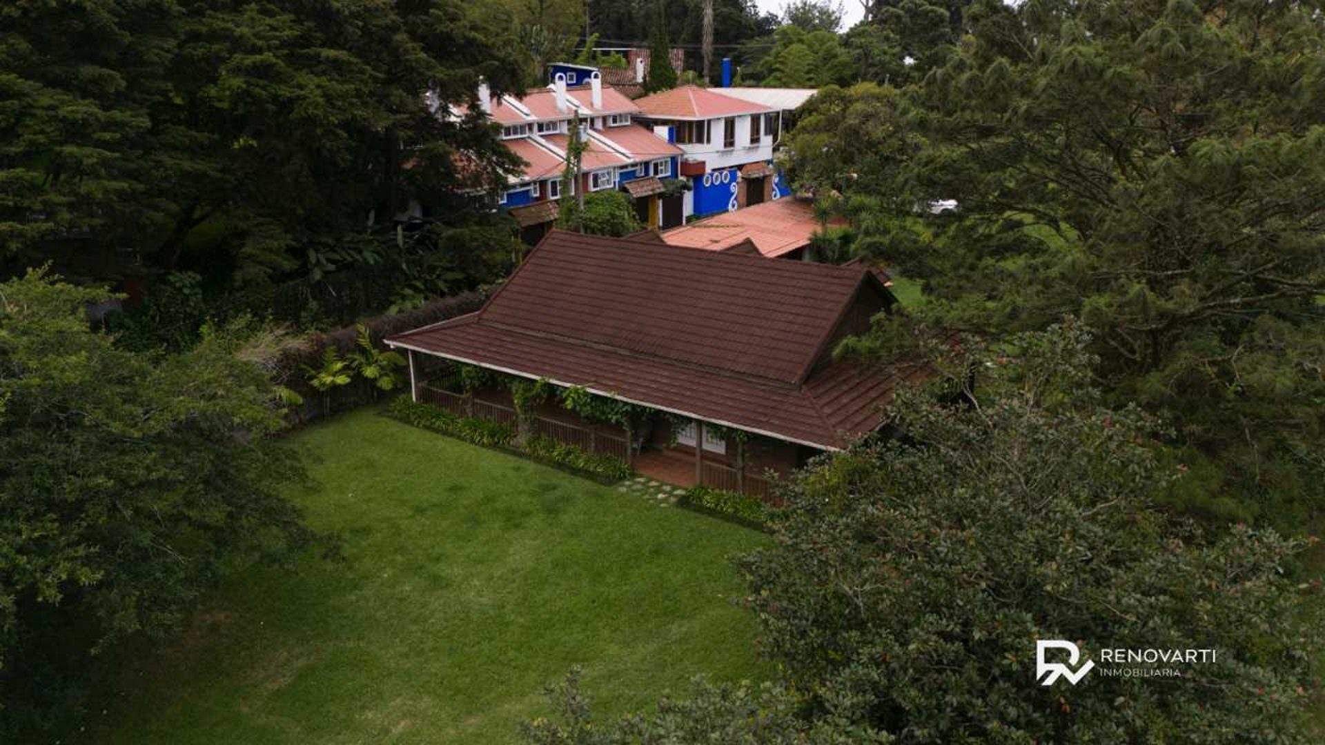 Vendo Terreno en Santa Elena Barillas con Excelente Vista al Lago - Miniatura 2