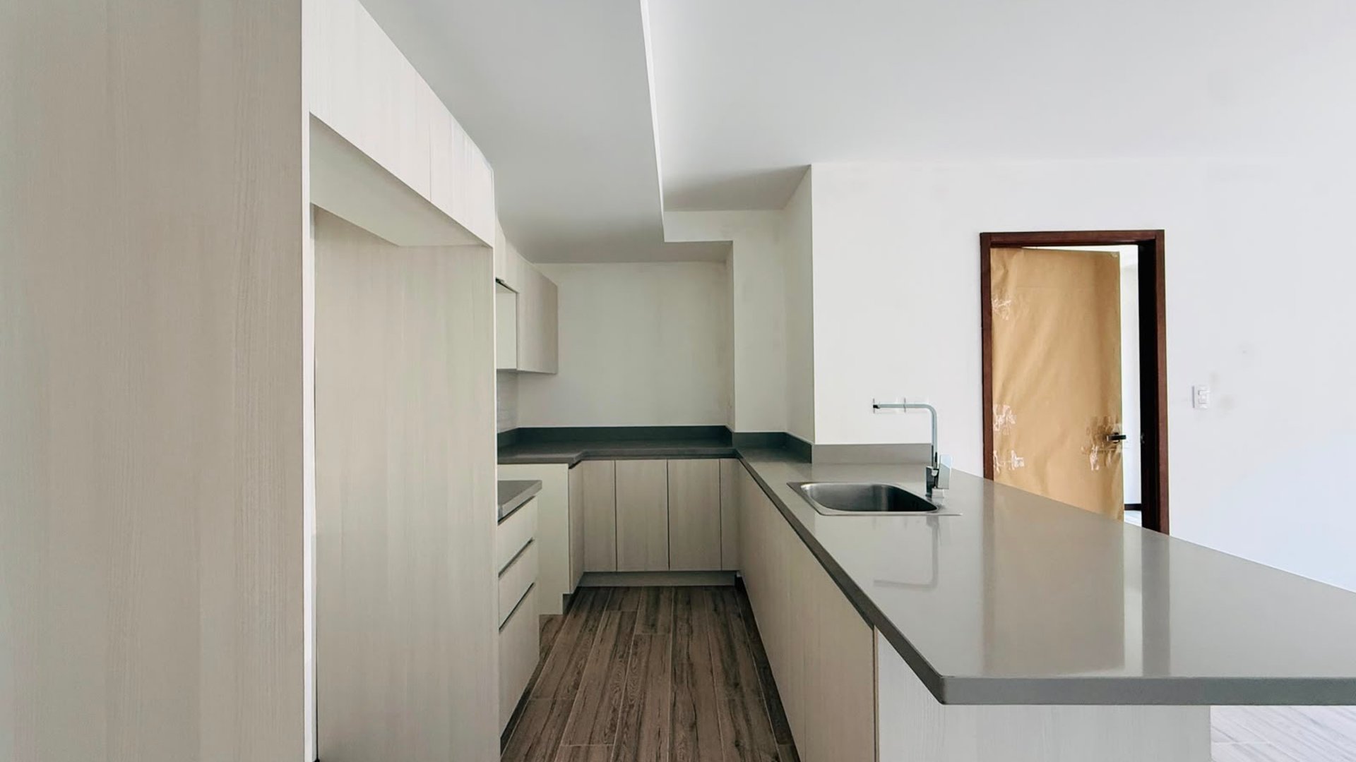 VENTA DE CÉNTRICO APARTAMENTO PARA ESTRENAR - NEO 2, ZONA 10