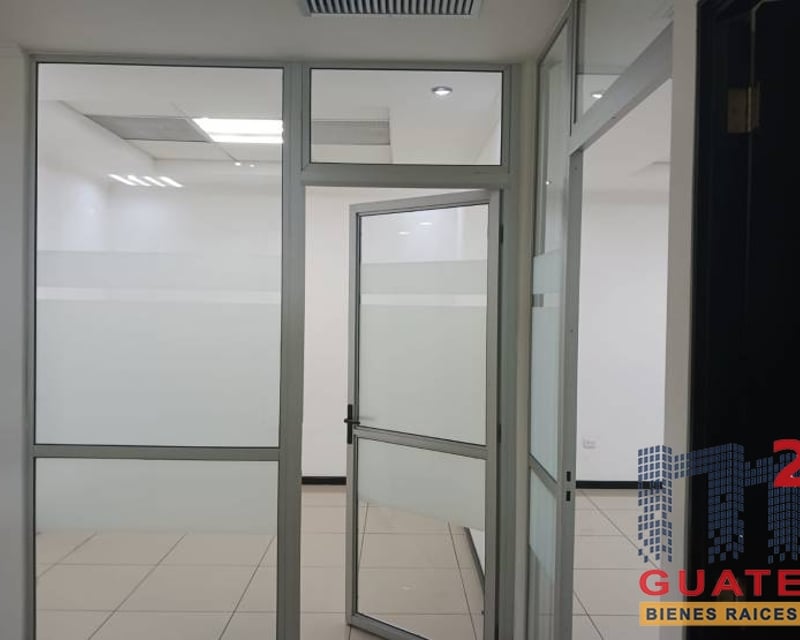 Oficina en Renta, Zona 10 (R9616)