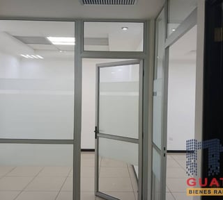 Oficina en Renta, Zona 10 (R9616)