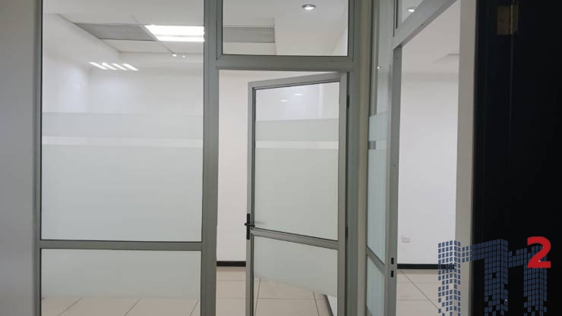Oficina en Renta, Zona 10 (R9616)