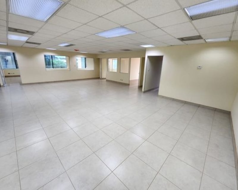Renta de oficinas amuebladas - zona 14 edificio corporativo Ref-5908