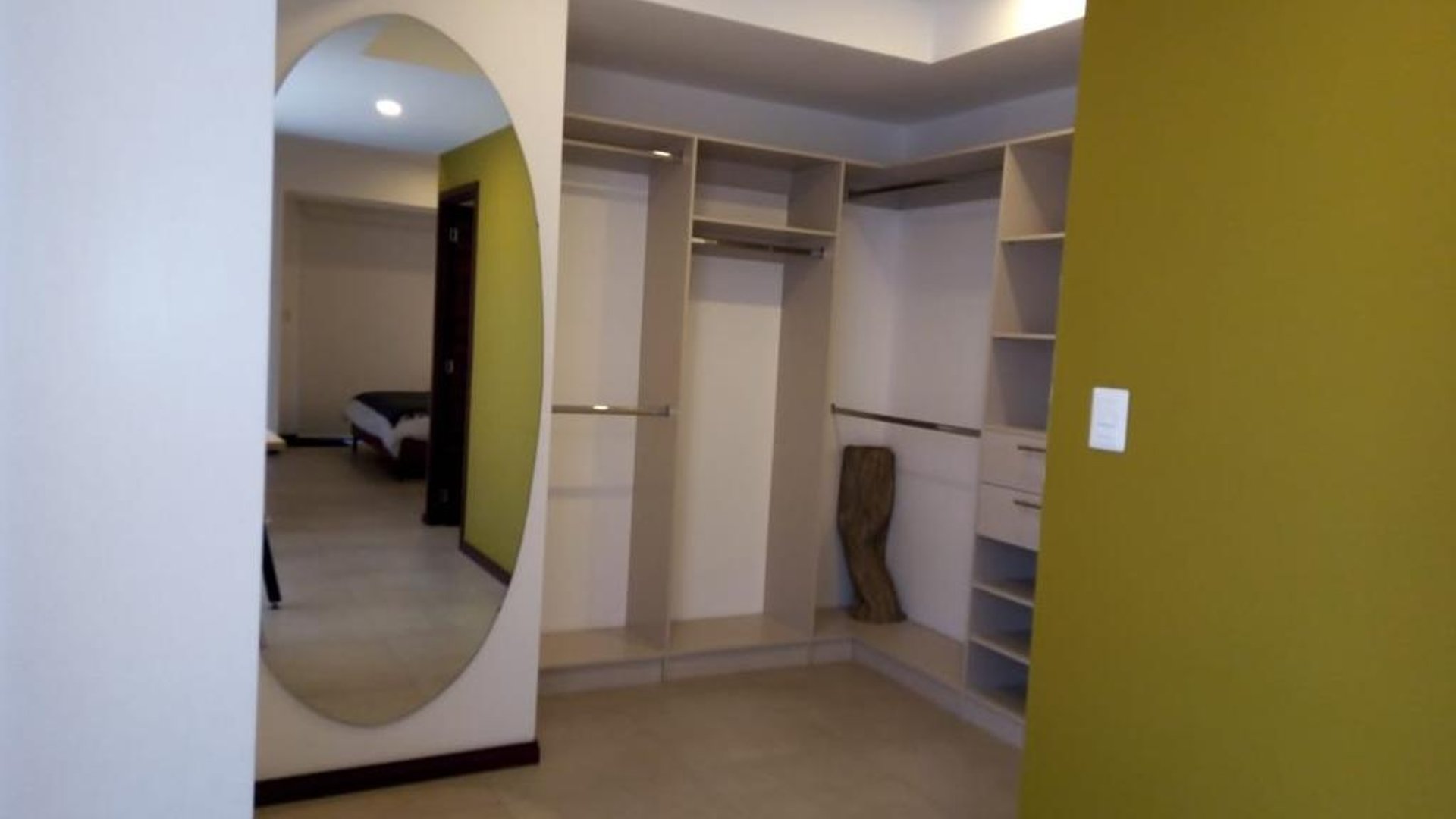 Apartamento amueblado en Alquiler Edificio Mira, zona 10 Guatemala