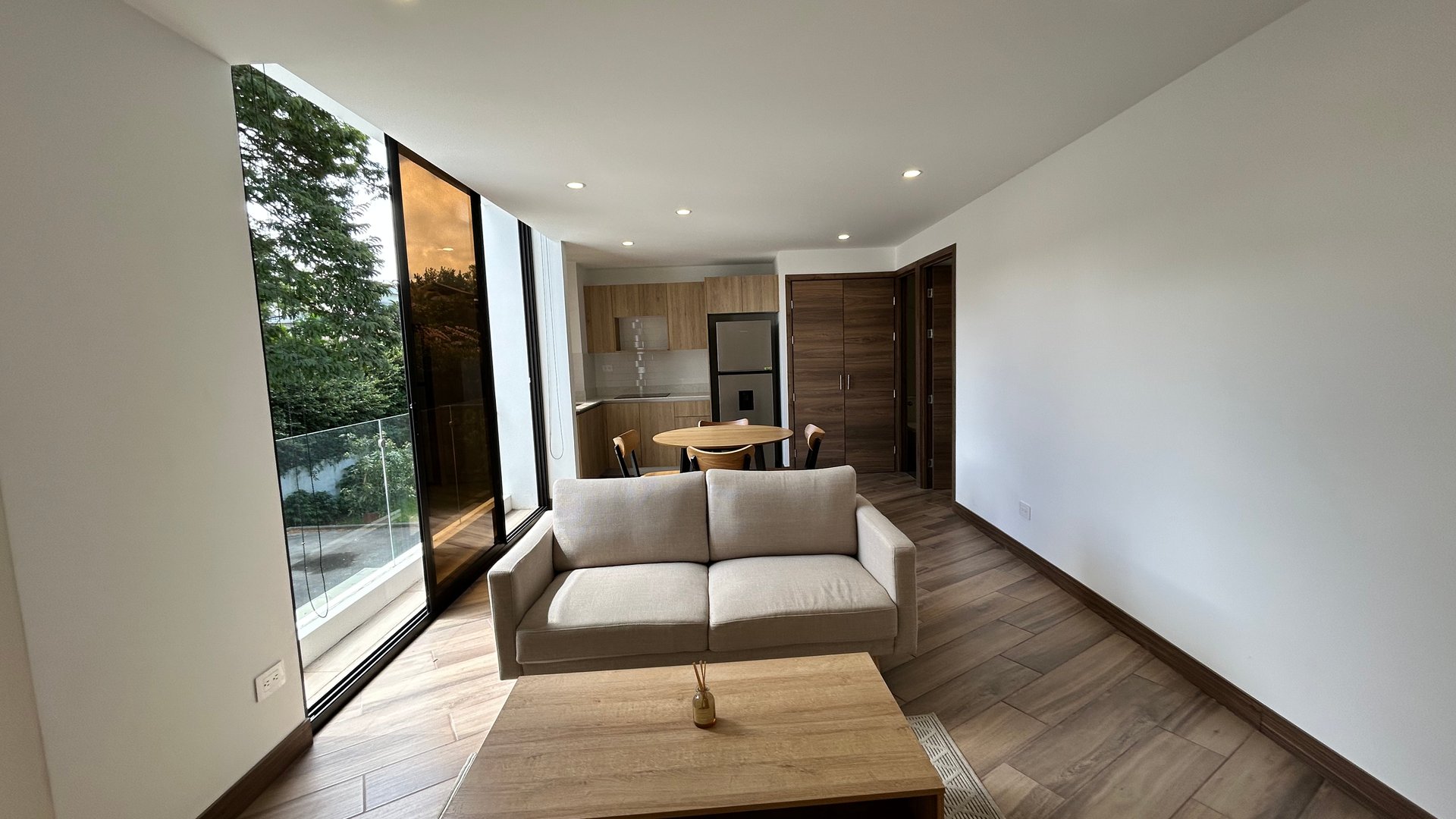 Apartamento en renta, Edificio PRIVE, Vista Hermosa 1 Zona 15 - Miniatura 8