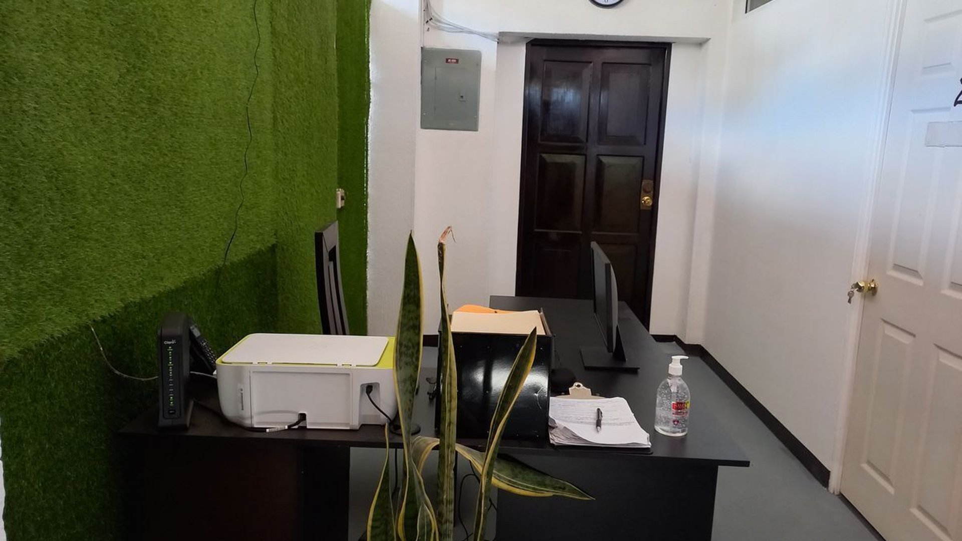 OFICINAS EN ALQUILER EN ZONA 3 LO DE BRAN - Miniatura 3